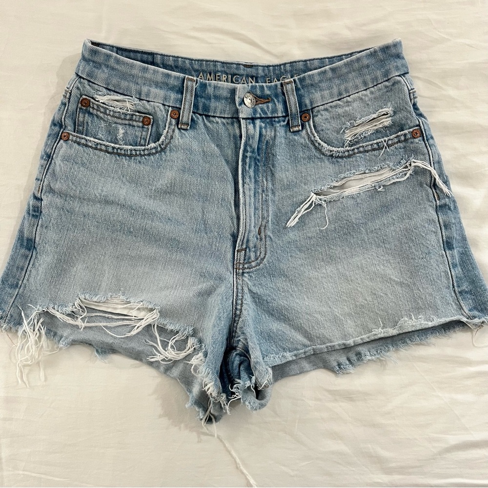 American Eagle Outfitters Light Wash Ripped Jean Shorts